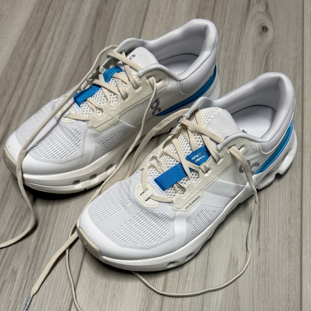 On Running Cloudrunner 2 Sneakers